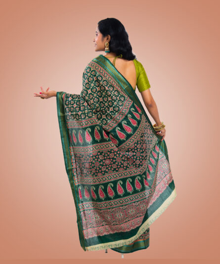 Kayaaz Women's  cKayaaz Women's  cotton Hunter green Saree  With Unstitched Blouse Piece - Image 2