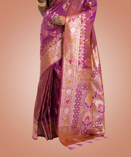 Classic Mauve Pink Mashru Silk Saree with Graceful Drape - Image 5
