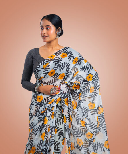 Kayaaz Women's  cotton floral print white Saree  With Unstitched Blouse Piece - Image 5
