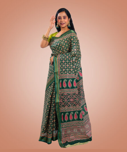 Kayaaz Women's  cKayaaz Women's  cotton Hunter green Saree  With Unstitched Blouse Piece - Image 6
