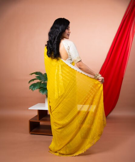 Women's Silk Yellow Saree With Unstitched Blouse Piece - Image 2