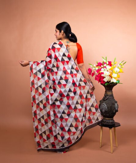 Elegant Cotton Dual Shaded Saree - Image 4